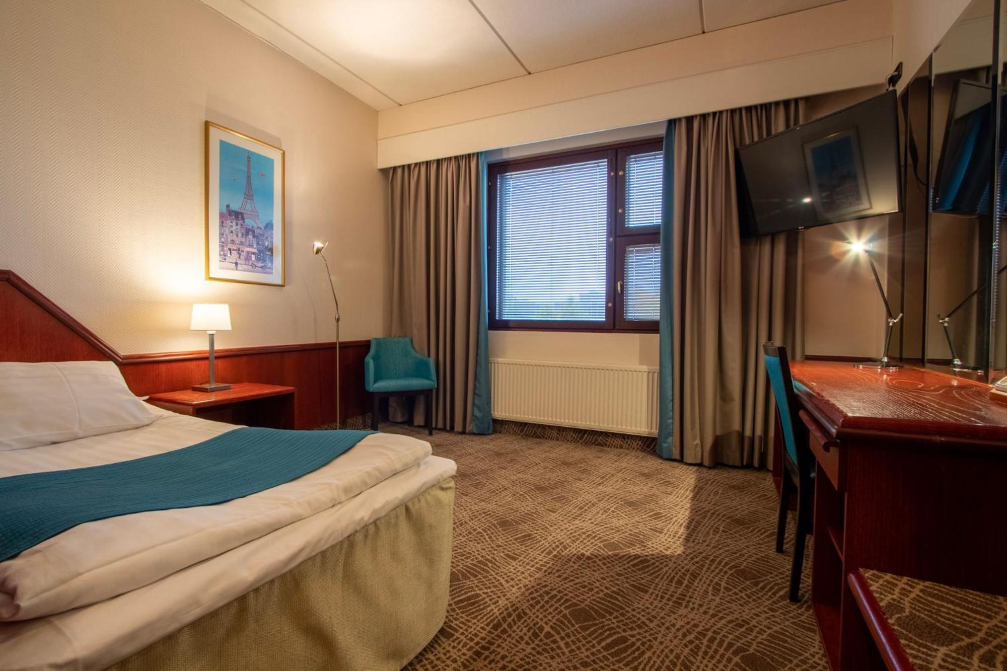 Hotel Oscar Varkaus Pokoj fotografie